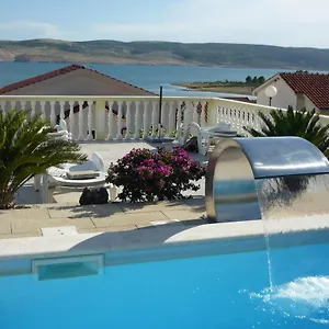 Apartment Seline , Seline Croatia