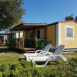 https://naturist-mobile-homes-fkk-ulika.in-istria.net